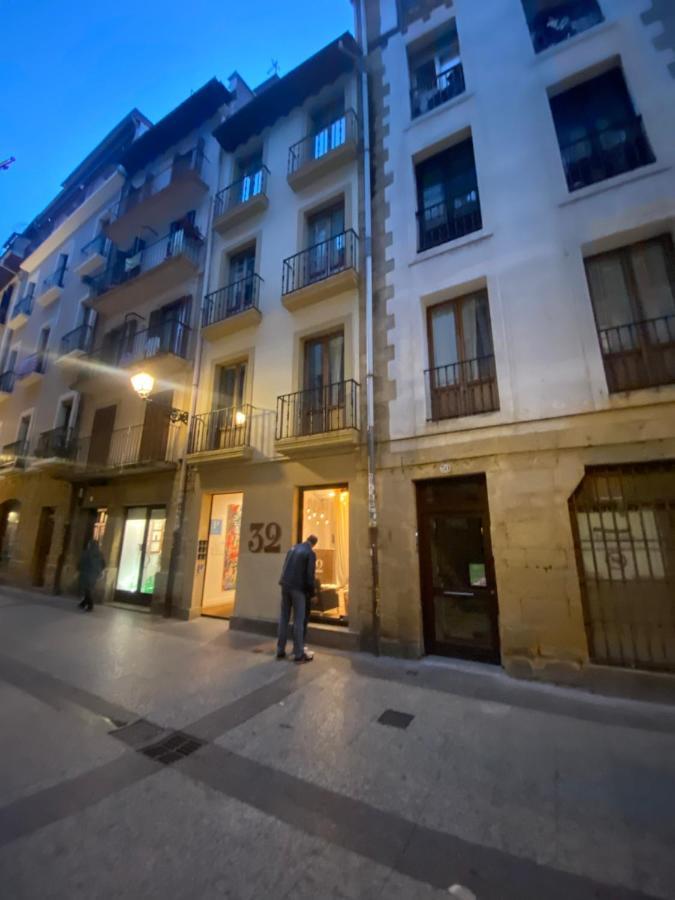 32 De Agosto Rooms San Sebastian Bagian luar foto
