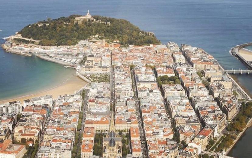32 De Agosto Rooms San Sebastian Bagian luar foto