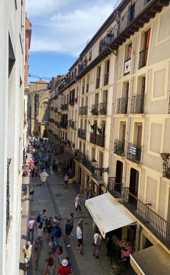 32 De Agosto Rooms San Sebastian Bagian luar foto