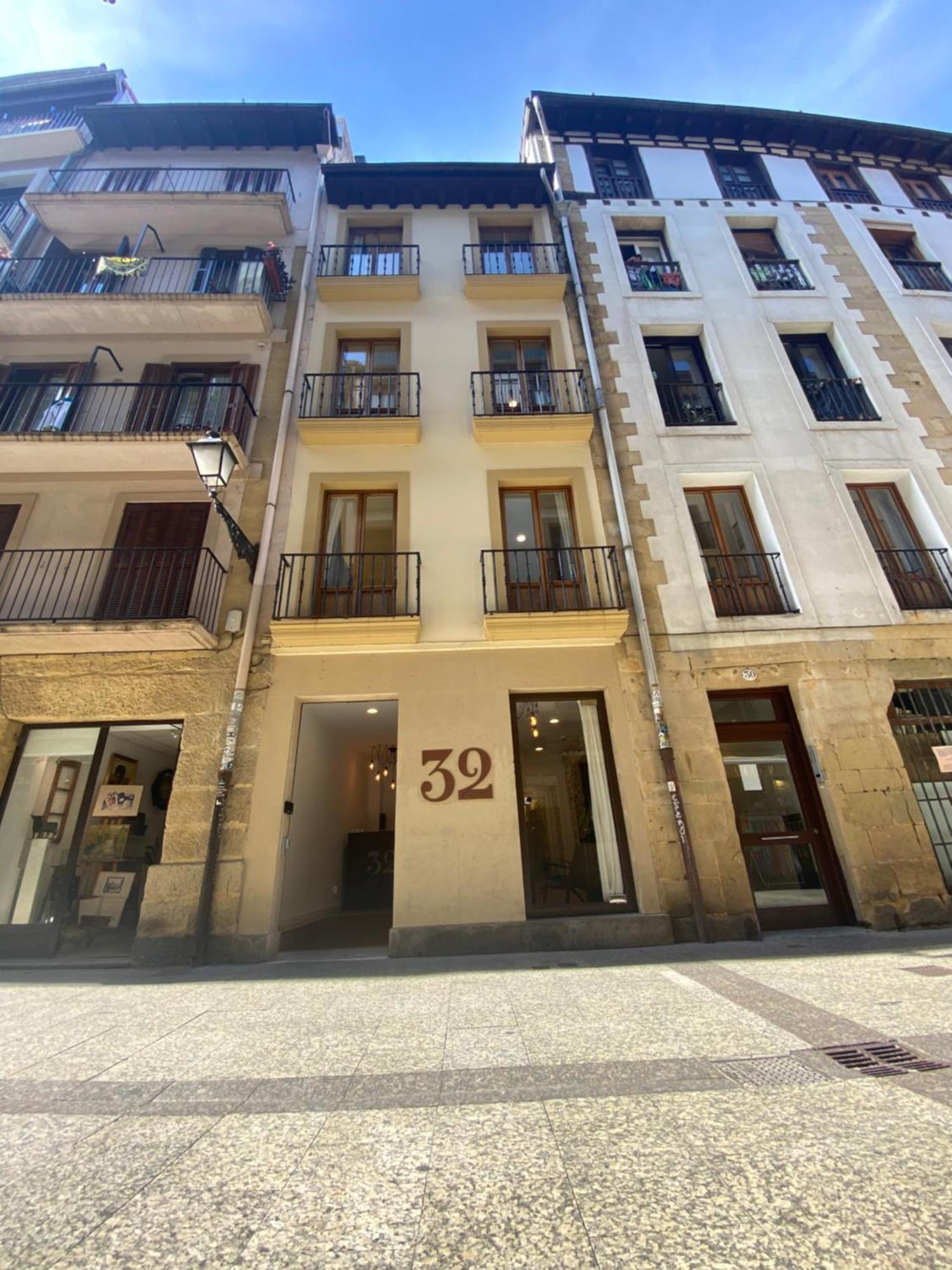 32 De Agosto Rooms San Sebastian Bagian luar foto